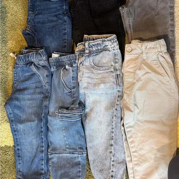 Assorted Kids' Clothing Set - Picture 4 of 4